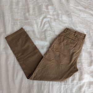 Taylor Stitch Democratic Foundation Chinos in Khaki